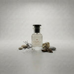 Frasco de perfume Oud Mineral unisex de Reina Perfumes